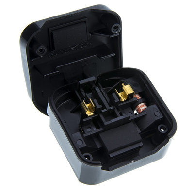 PowerConnections Europe to UK Mains Connector Converter, Rated At 2.5A