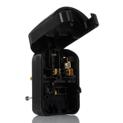 PowerConnections Europe to UK Mains Connector Converter, Rated At 13A