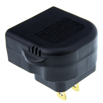 PowerConnections Europe to USA Mains Connector Converter, Rated At 10A