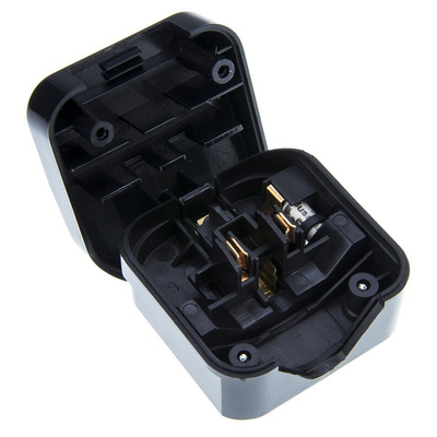 PowerConnections USA to UK Mains Connector Converter, Rated At 5A