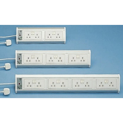 Schneider Electric 2m 4 Socket Type G - British Extension Lead, 240 V ac