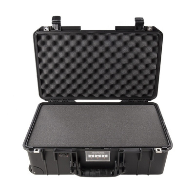 Peli 1535 Waterproof Plastic Equipment case With Wheels, 228 x 558 x 355mm