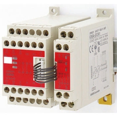 Omron 100 → 240 V ac Safety Relay -  Dual Channel With 1 Safety Contact  with 1 Auxiliary Contact, Compatible