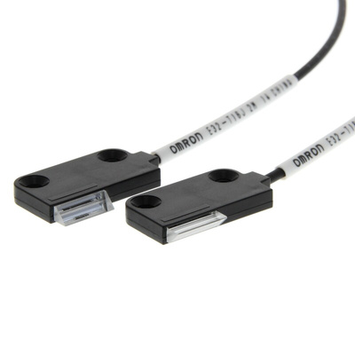 Omron Plastic Fibre Optic Sensor 11 mm, IP50
