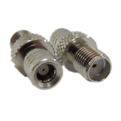 Siretta Straight RF Adapter SMB Plug to SMA Socket