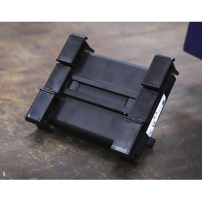 Rockwell Automation 8-Contact Interface Module, DIN Rail Mount