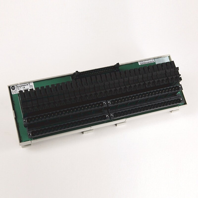 Rockwell Automation 20-Contact Interface Module, DIN Rail Mount