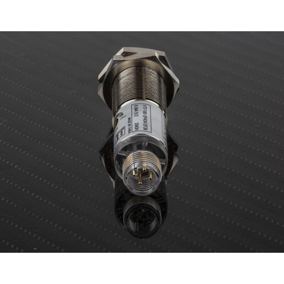 RS PRO Background Suppression Photoelectric Sensor, Barrel Sensor, 1 mm → 140 mm Detection Range