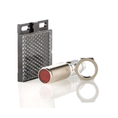 RS PRO Retroreflective Photoelectric Sensor, Barrel Sensor, 50 mm → 7 m Detection Range