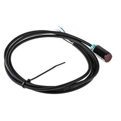 Pepperl + Fuchs Retroreflective Photoelectric Sensor, Barrel Sensor, 6.5 m Detection Range