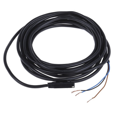 Panasonic Retroreflective Photoelectric Sensor, Block Sensor, 2 mm → 25 mm Detection Range