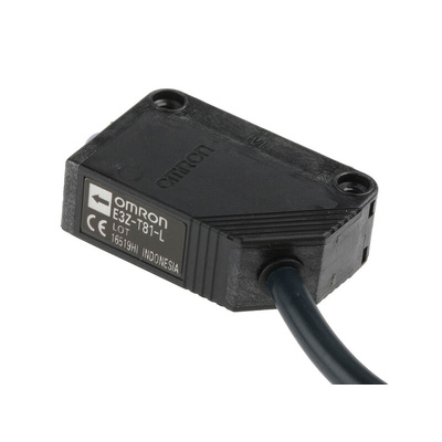 Omron Through Beam Photoelectric Sensor, Block Sensor, 15 m Detection Range