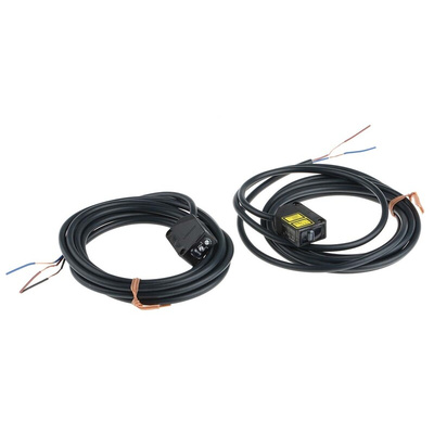 Omron Through Beam Photoelectric Sensor, Block Sensor, 60 m Detection Range