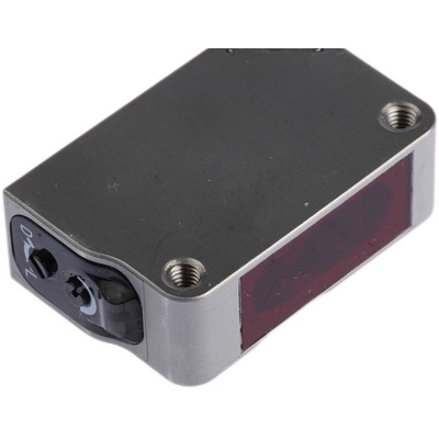 Omron Through Beam Photoelectric Sensor, Block Sensor, 15 m Detection Range