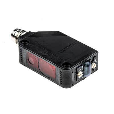Omron Background Suppression Distance Sensor, Block Sensor, 20 mm → 300 mm Detection Range