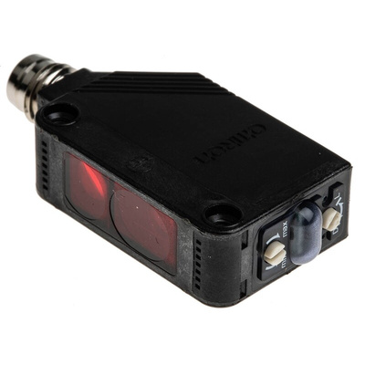 Omron Background Suppression Distance Sensor, Block Sensor, 20 mm → 200 mm Detection Range
