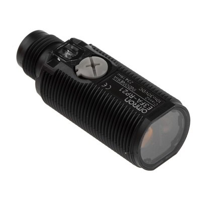 Omron Retroreflective Photoelectric Sensor, Barrel Sensor, 100 mm → 4 m Detection Range