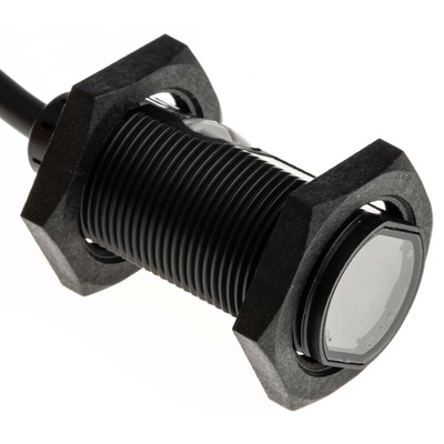 Omron Retroreflective Photoelectric Sensor, Barrel Sensor, 100 mm → 4 m Detection Range