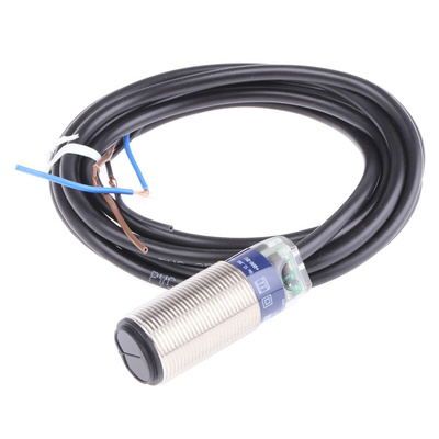 Telemecanique Sensors Retroreflective Photoelectric Sensor, Barrel Sensor, 4 m Detection Range