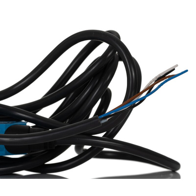 Sick Retroreflective Photoelectric Sensor, Block Sensor, 20 mm → 350 mm Detection Range