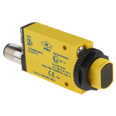 Banner Retroreflective Photoelectric Sensor, Block Sensor, 2 m Detection Range