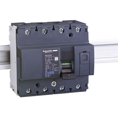 Schneider Electric Acti 9 MCB, 4P, 32A Curve C