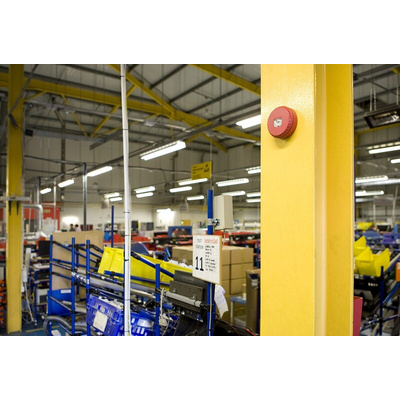 Eaton Series Red Flashing Beacon, 9 → 60 V dc, Wall Mount, LED Bulb, IP33C