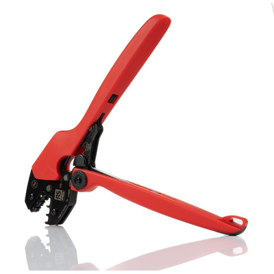 RS PRO Hand Ratcheting Crimp Tool for Insulated Spade Connectors, 0,75 → 6mm² Wire