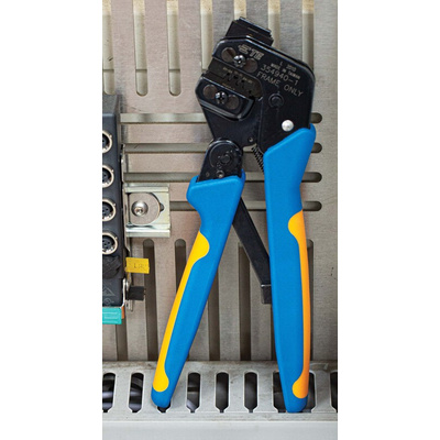 TE Connectivity PRO-CRIMPER III Hand Ratcheting Crimp Tool for Multimate Type III+ Contacts, Multimate Type VI Contacts