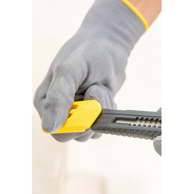 Stanley Safety Knife with Snap-off Blade, Retractable