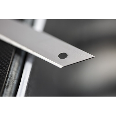 Stanley Flat Snap-off Blade, 10 per Package