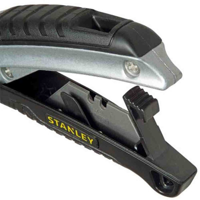 Stanley FatMax Safety Knife with Straight Blade, Retractable