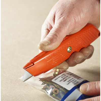Stanley Safety Knife with Straight Blade, Retractable