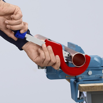 Knipex Pipe Cutter 6 → 35 mm, Cuts Plastic