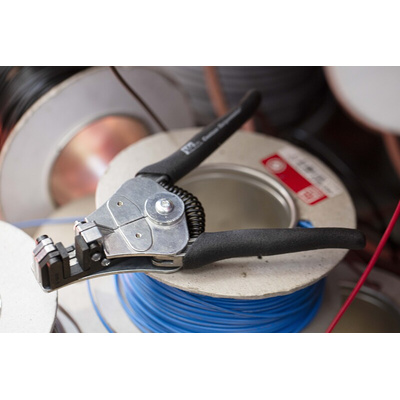 Ideal Industries Automatic stripper