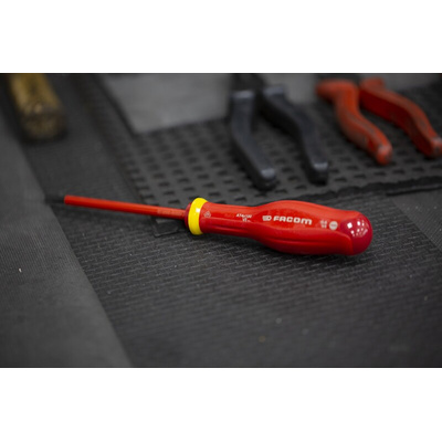Facom Slotted Insulated Screwdriver, 4 x 0.8 mm Tip, 100 mm Blade, VDE/1000V, 210 mm Overall