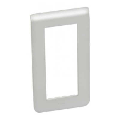 Legrand 5 Gang Faceplate & Mounting Plate