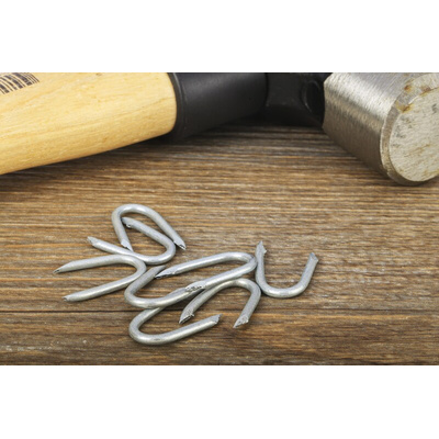 RS PRO Galvanised Netting Staples; 20mm x 2mm; 500g Bag
