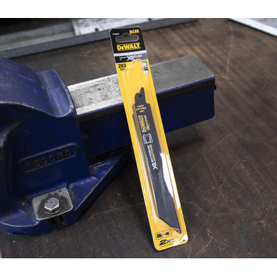 DeWALT, 14 → 18 Teeth Per Inch 203mm Cutting Length Reciprocating Saw Blade, Pack of 5