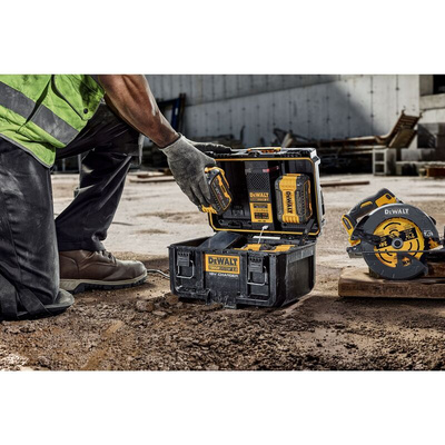 DeWALT DWST83470-GB Power Tool Charger, 18V for use with FLEXVOLT Battery Packs, UK Plug
