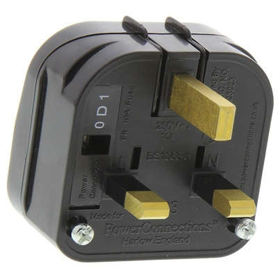 PowerConnections Italy to UK Mains Connector Converter, Rated At 10A