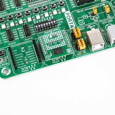 MikroElektronika MIKROE-2374, Flash 3 click Serial Flash Development Board for ISSI IS25LP128 for MikroBUS