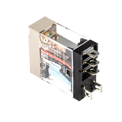 Omron Plug In Power Relay, 24V dc Coil, 10A Switching Current, SPDT