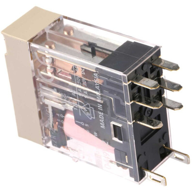 Omron Plug In Power Relay, 230V ac Coil, 5A Switching Current, DPDT