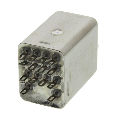 Omron Panel Mount Power Relay, 24V dc Coil, 3A Switching Current, 4PDT
