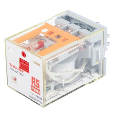 RS PRO Plug In Power Relay, 240V ac Coil, 10A Switching Current, 3PDT