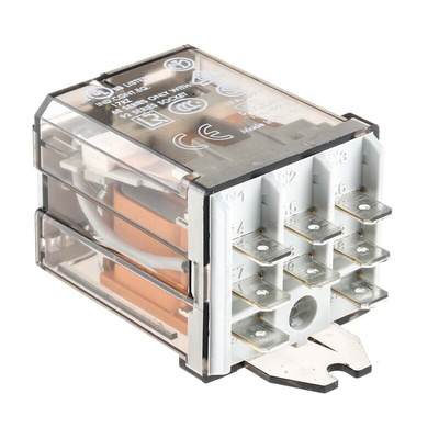 Finder Plug In Power Relay, 230V ac Coil, 16A Switching Current, 3P-NO