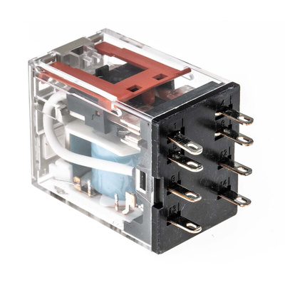 Omron Plug In Power Relay, 24V dc Coil, 10A Switching Current, DPDT