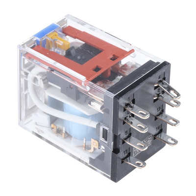 Omron Plug In Power Relay, 24V dc Coil, 10A Switching Current, DPDT