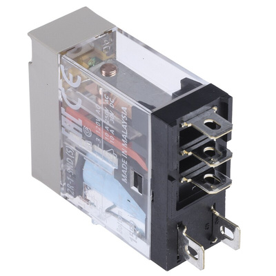 Omron Plug In Power Relay, 24V dc Coil, 6A Switching Current, SPDT